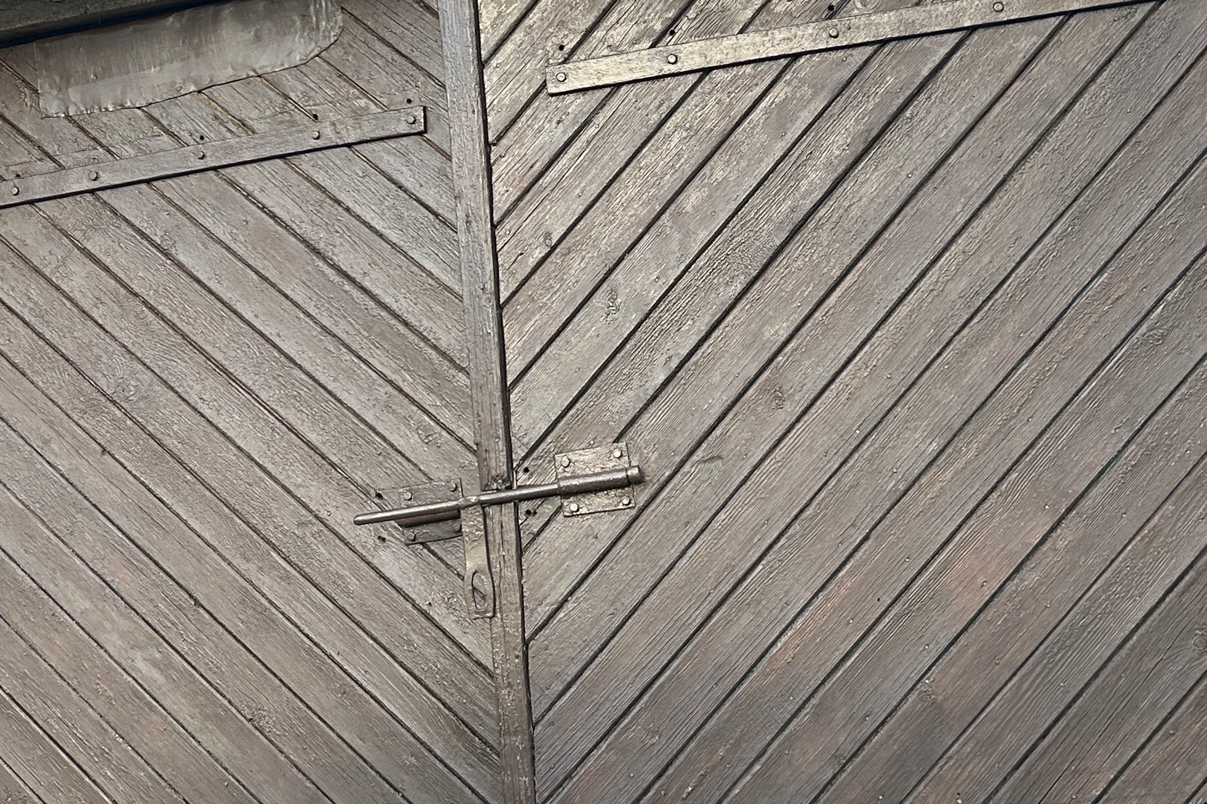 Ieškau pirkti garažo 